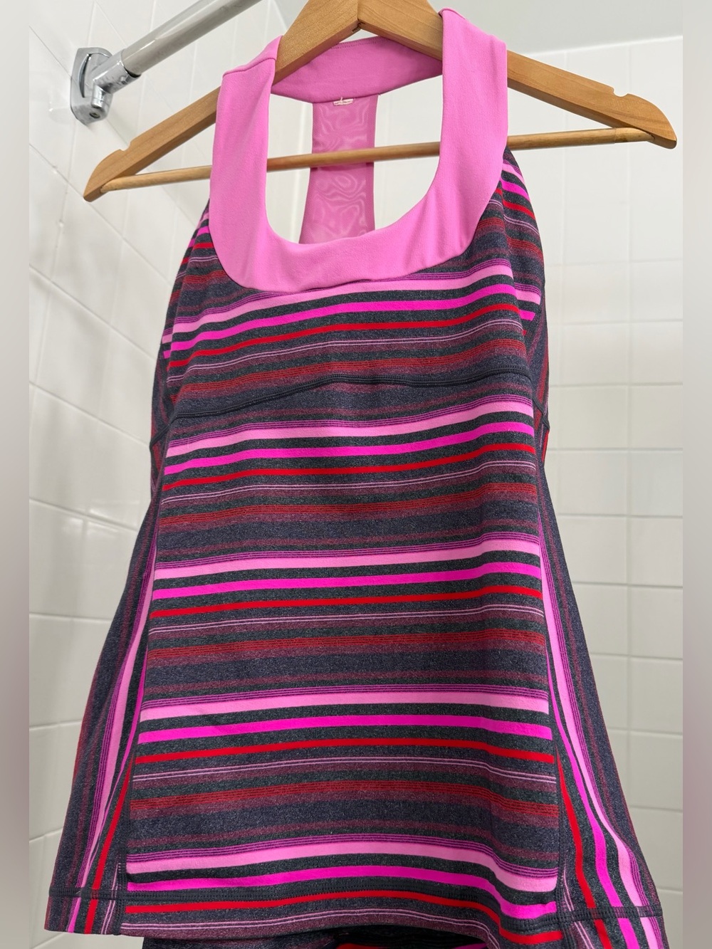 Lululemon Scoop Neck Tank